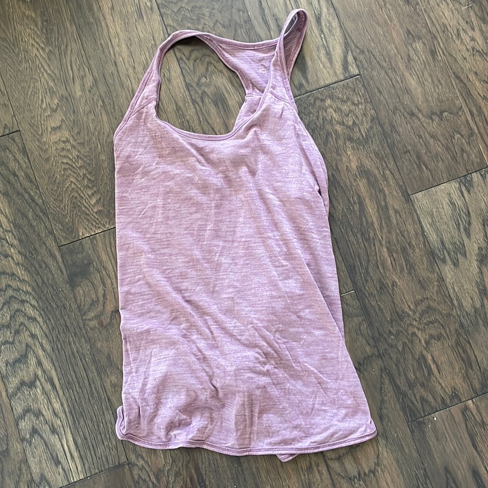 Lululemon tank